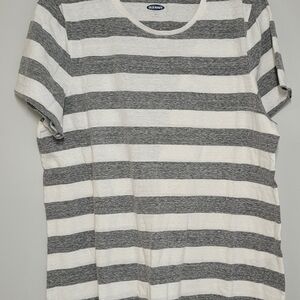 Old Navy Gray and White Striped Womens Tee XXL